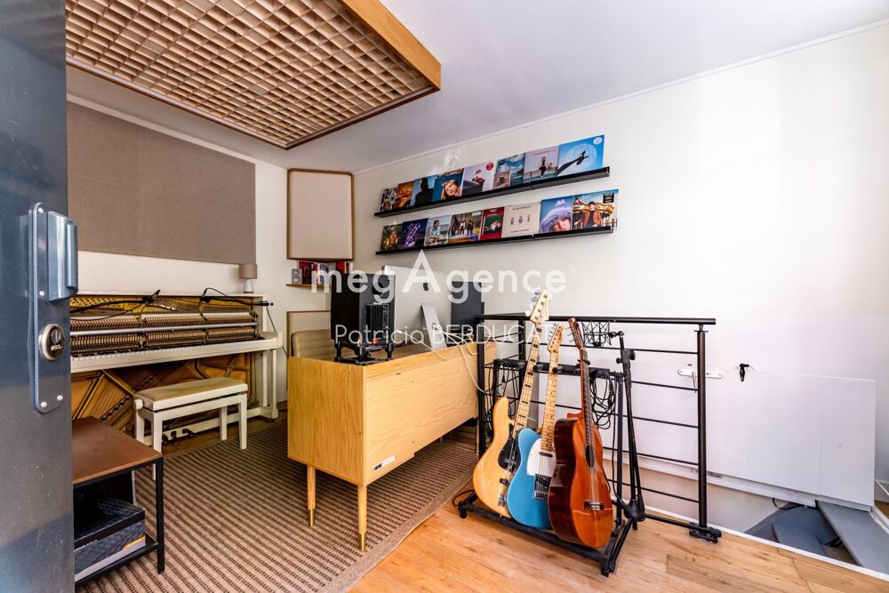   MURS à vendre à MONTREUIL /  35m² Métro ROBESPIERRE Montreuil