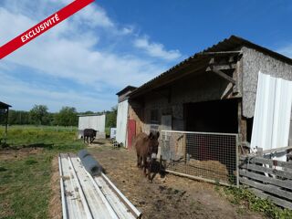  Terrain à vendre 27457 m²