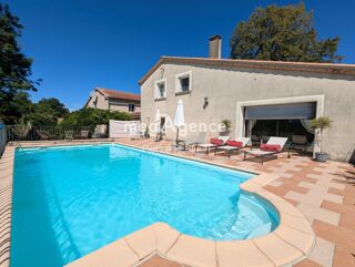  Maison  vendre 8 pices 251 m