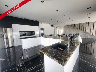 Vente Maison Superbe villa d'architecte de 235 m² avec piscine Beychac-et-caillau