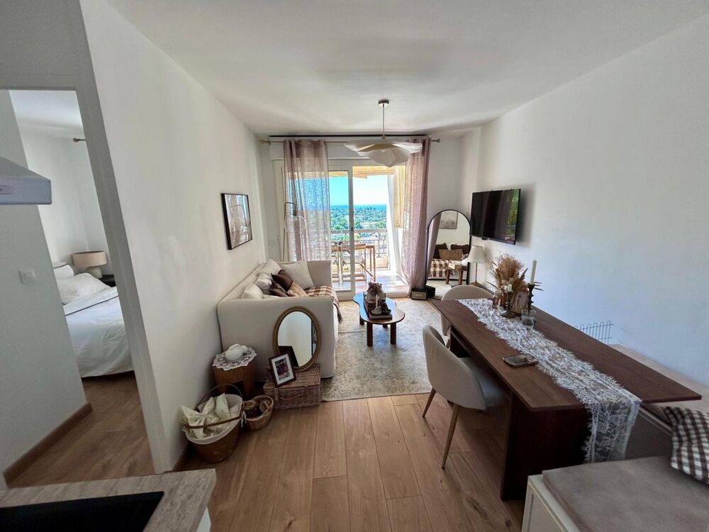 Vente Appartement A VENDRE : T2 30m² RÉNOVÉ AVEC VUE MER PANORAMIQUE ET PISCINE – SAINT-RAPHAËL Saint-raphael