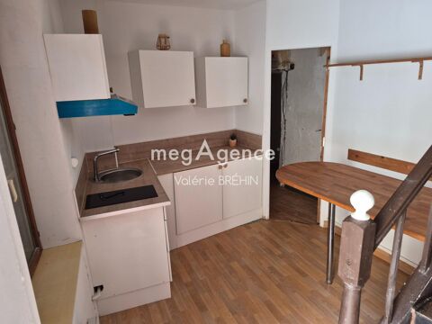   CHAILLAND - Centre Bourg maison de 60 M² Maison - 4 pièce(s) - 65 m²