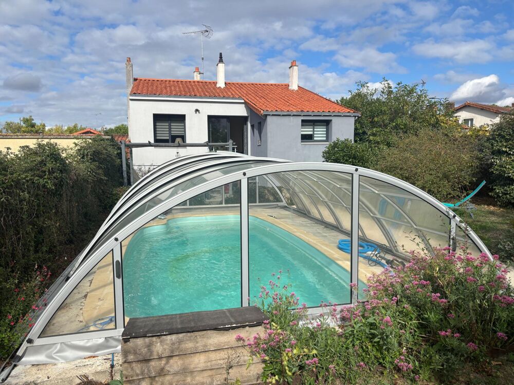 MAISON FAMILIALE 4 CHAMBRES, JARDIN ET PISCINE