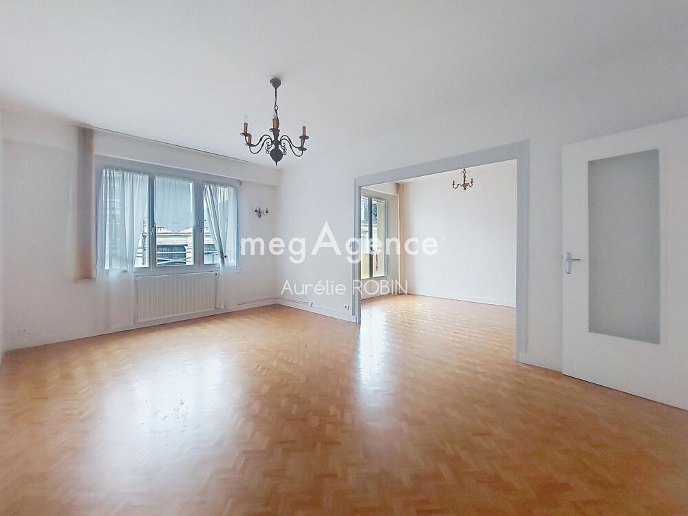CHOLET CENTRE-APPARTEMENT 2 CHAMBRES-ASCENSEUR!