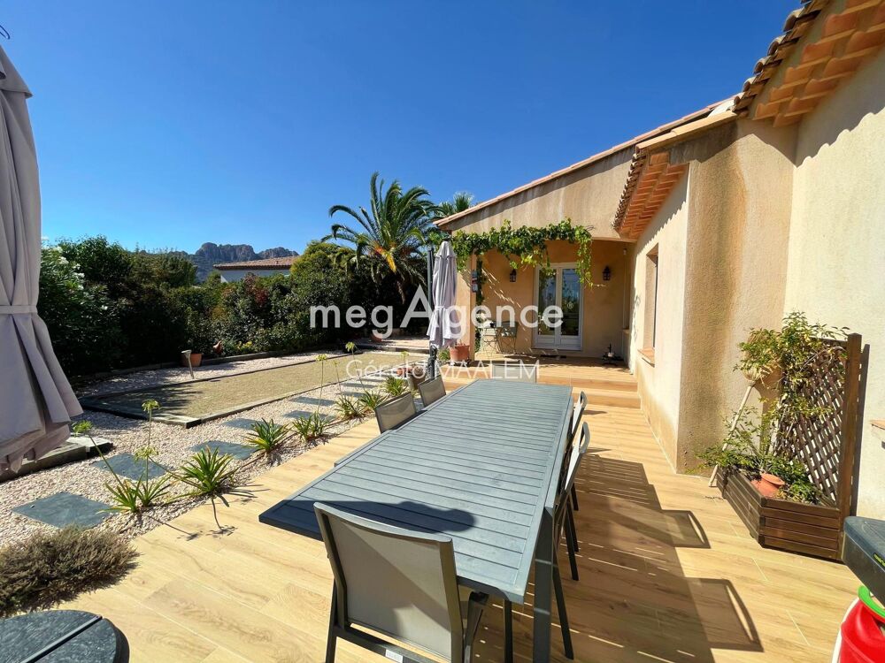 Vente Maison Maison de 140m² à Roquebrune-sur-Argens Roquebrune-sur-argens
