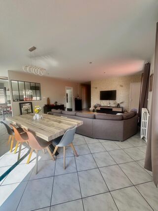  Maison � vendre 7 pi�ces 200 m�