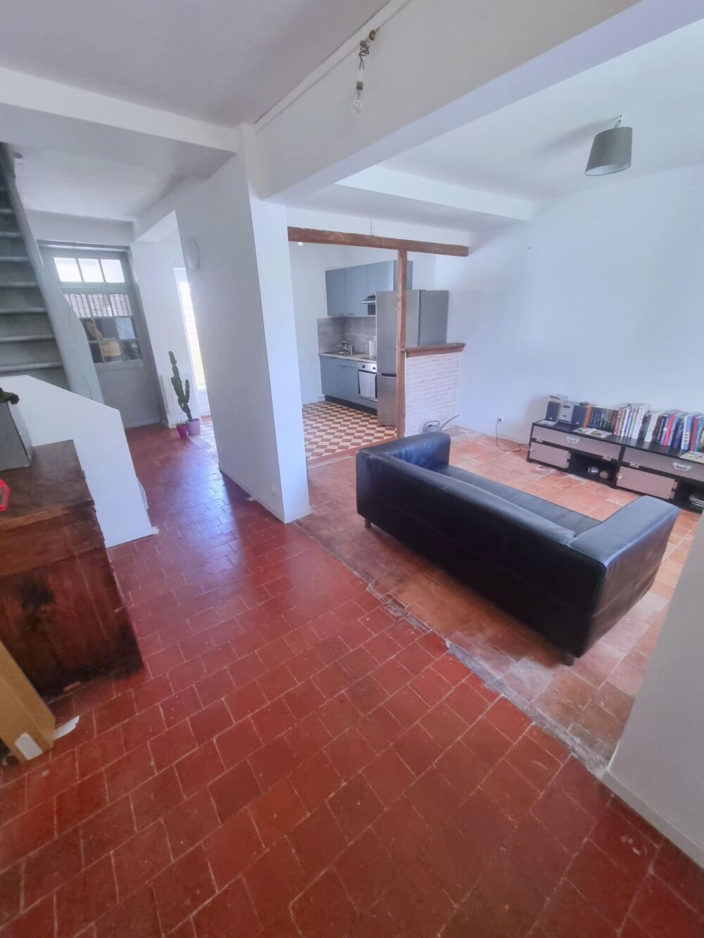 Opportunitée à saisir, charmante petite maison de 80m2 sur 2 étages.