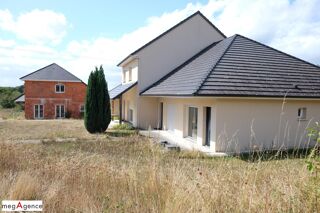  Immeuble à vendre 299 m²