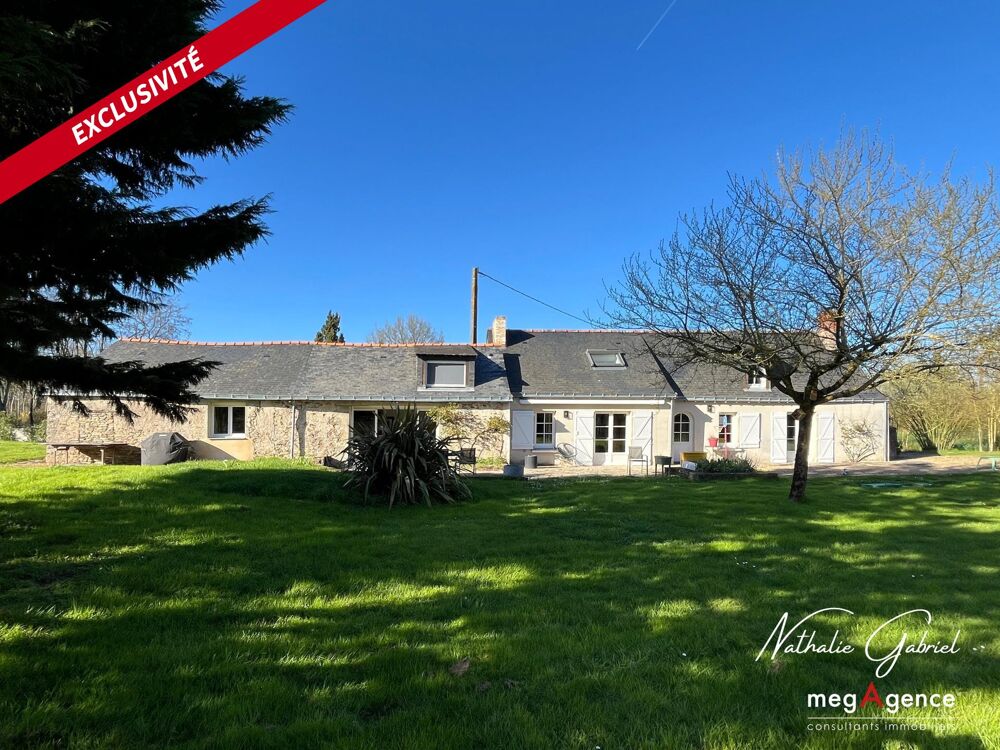15 mn d'Angers - Belle longère rénovée sur 4400 m2 de terrain