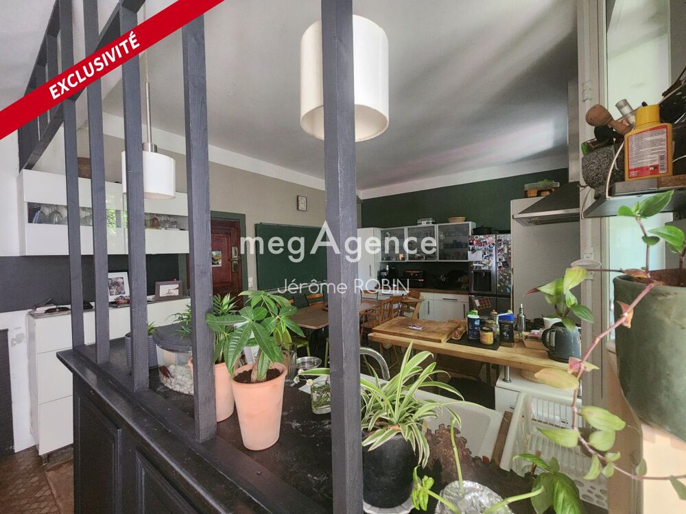 Propriété de charme unique au Port de Saint-André-de-Cubzac  315 m² habitables