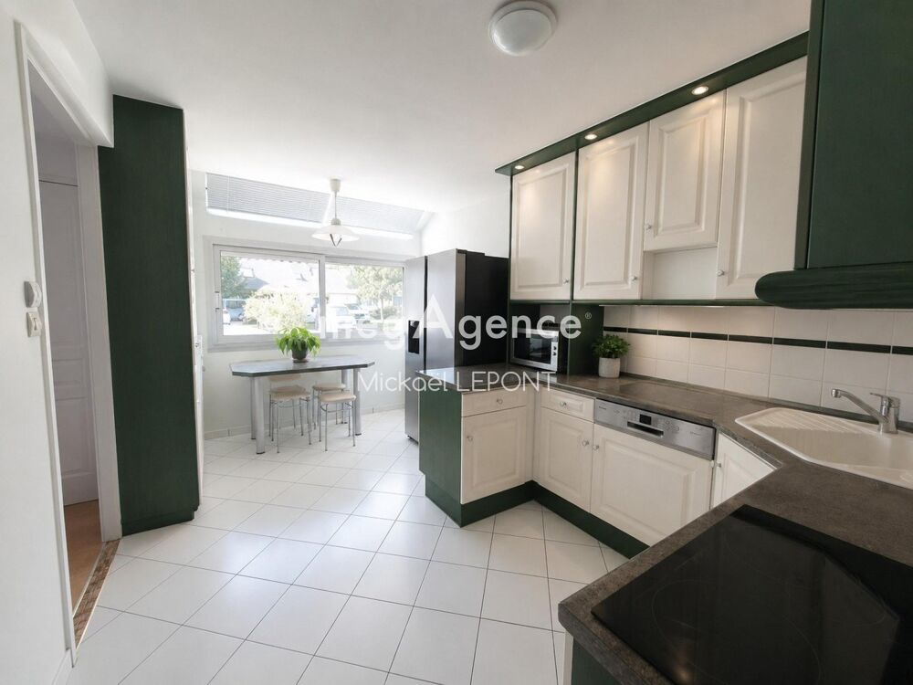 Vente Maison Maison de 104 m² 5 pieces Saint-berthevin