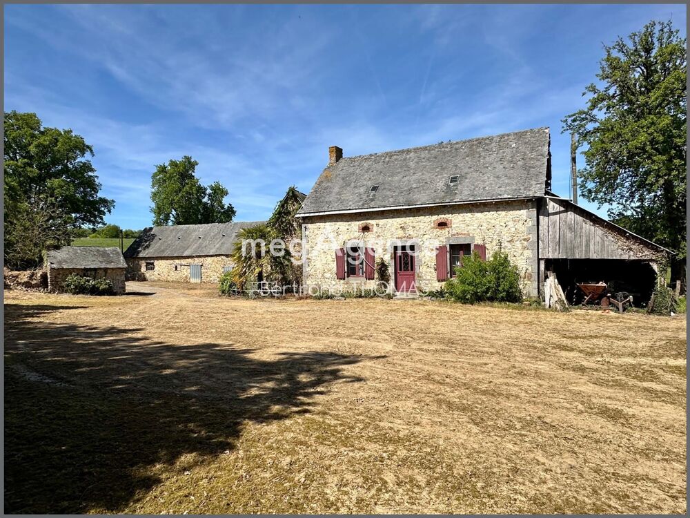 Vente Maison Corps de ferme à rénover sur 23 hectares 0144. Saint-georges-buttavent