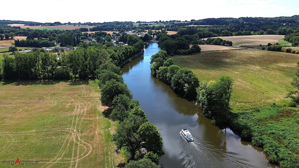 Ensemble immobilier de 3 maisons sur 3 hectares