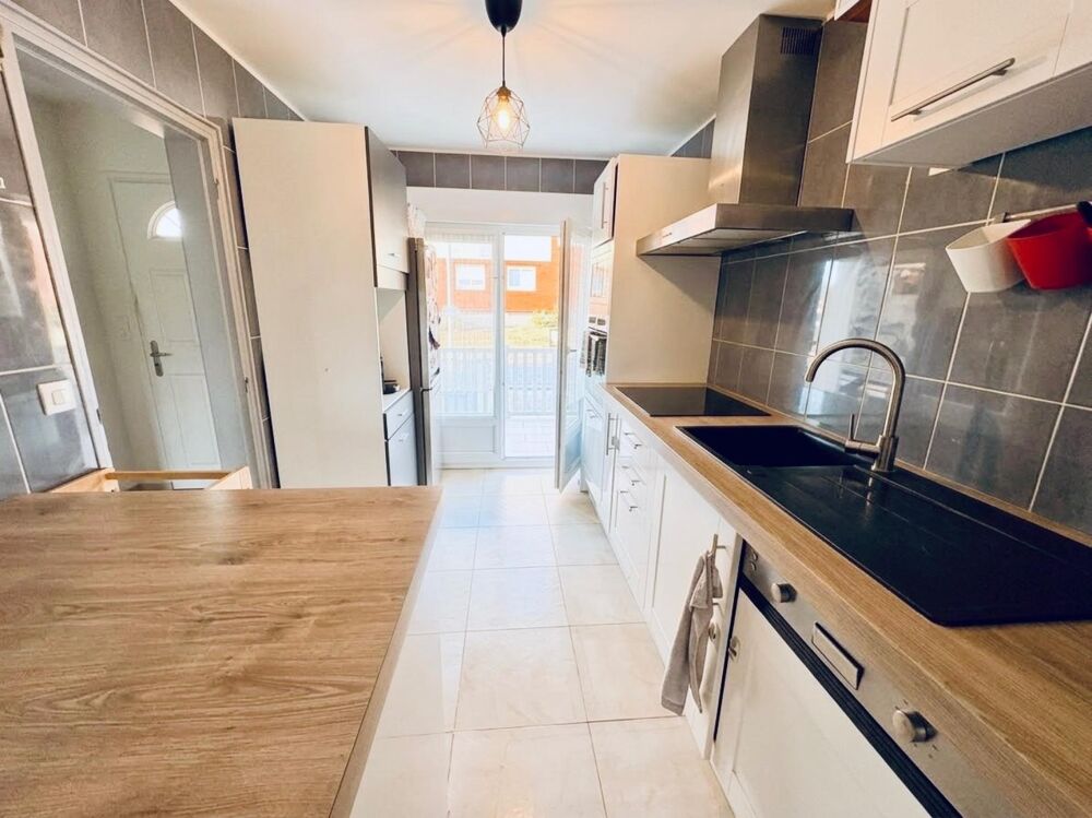 Vente Maison Maison T3 avec jardin et garage : le cocon parfait au Grand-Quevilly Le grand-quevilly