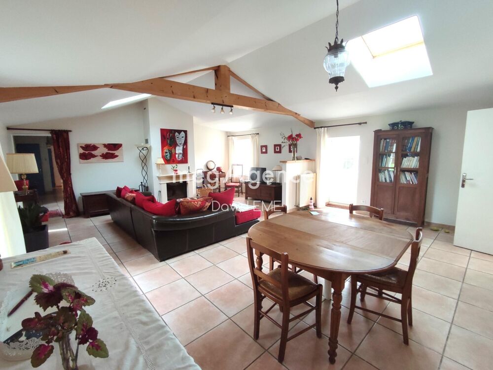 Longère 7 Pièces, 197 m2, 4 chambres, terrain 8000 m2