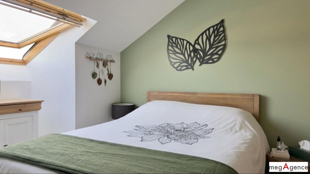 Vente Appartement Appartement duplex rénové, spacieux, vue dégagée. Elancourt
