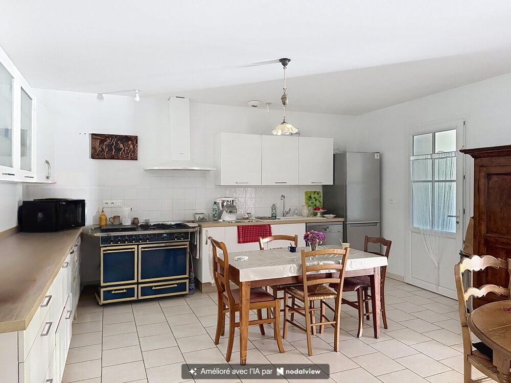 Vente Maison DOLUS D'OLERON (17550) SPACIEUSE MAISON FAMILIALE de 148 m² + GARAGE Dolus-d'oleron