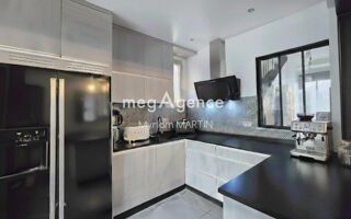  Maison à vendre 9 pièces 232 m²