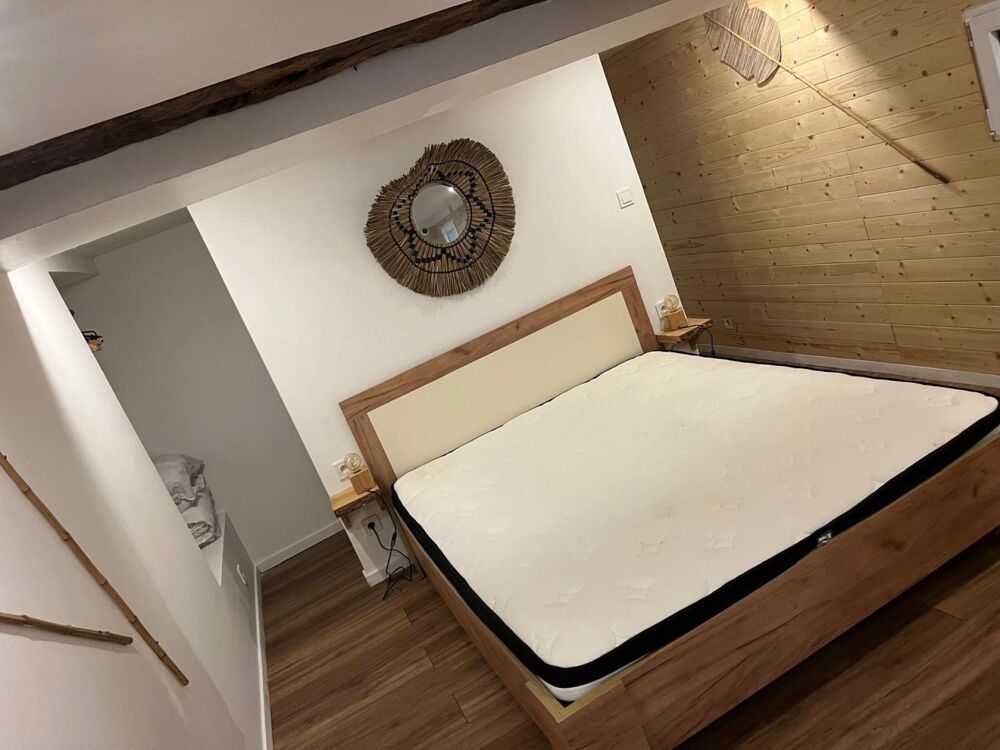 Vente Maison Maison de village T3 en pierres vue montagne en plein centre de Villebois 01150 Villebois