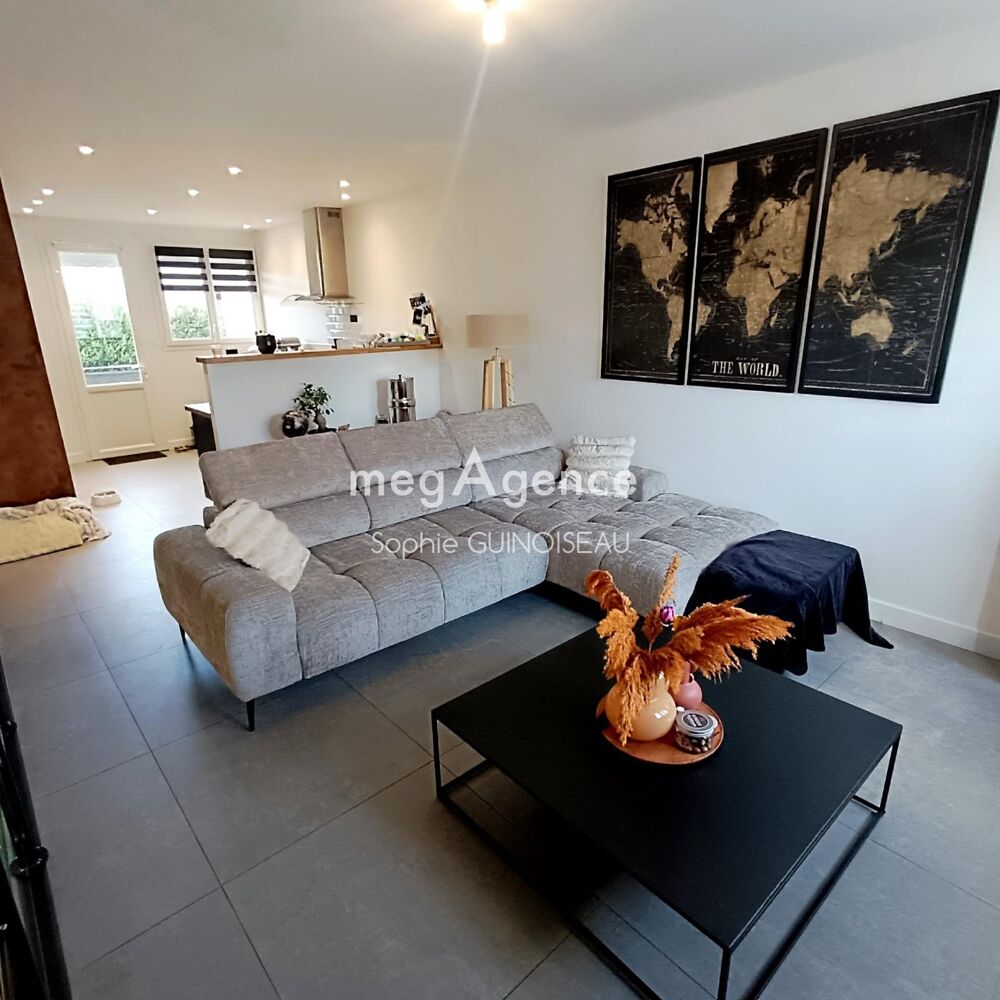Vente Maison Maison rénovée avec jardin, terrasse, 3 chambres, garage – Cholet Bourgneuf Cholet