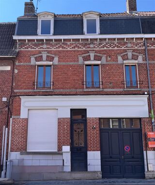  Maison à vendre 10 pièces 198 m²