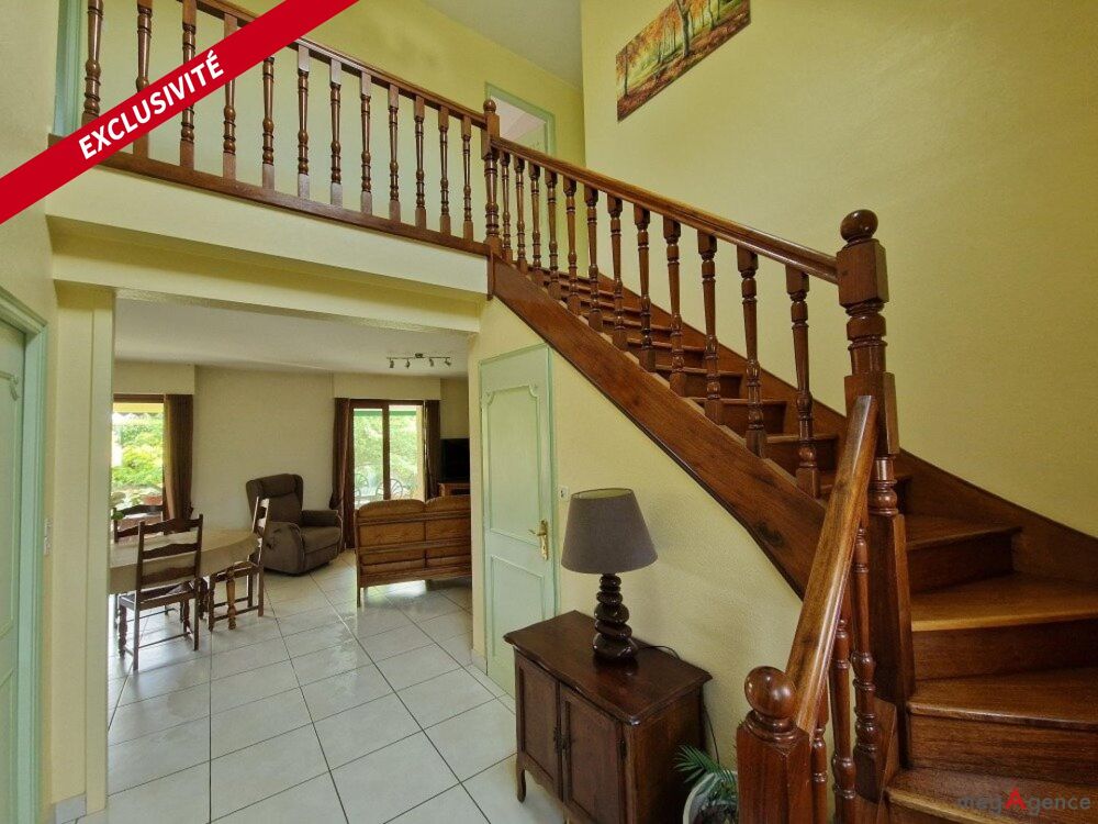 Maison traditionnelle - SAINT-GUYOMARD - 138 m²