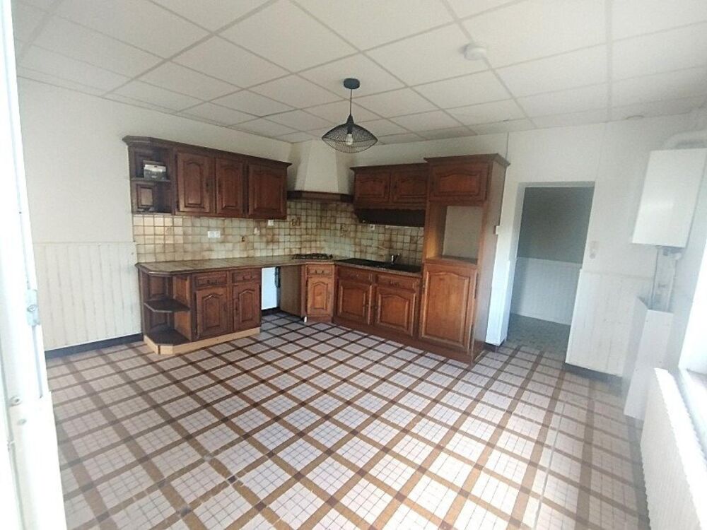 Vente Maison Maison proche centre bourg avec grand terrain Brains-sur-gee