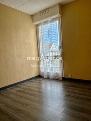  Appartement � vendre 5 pi�ces 86 m�