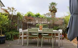  Immeuble à vendre 319 m²