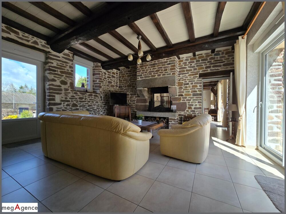Longère 220 m², 10 pièces sur 2540 m² de terrain