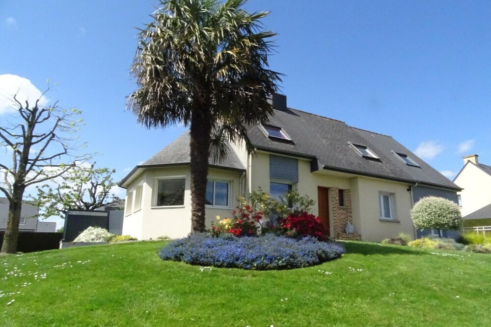 Maison 160m²- Terrain 1127m²- Piscine-Jacuzzi