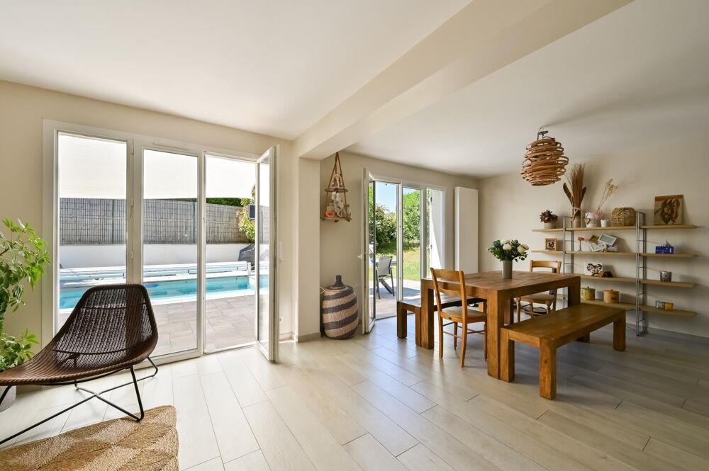 Maison individuelle avec piscine coeur de village