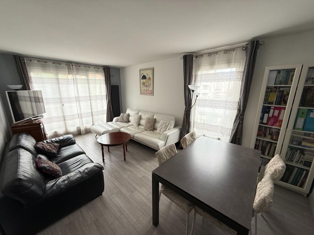 Créteil : T4 79,83 m², balcon, parking et cave