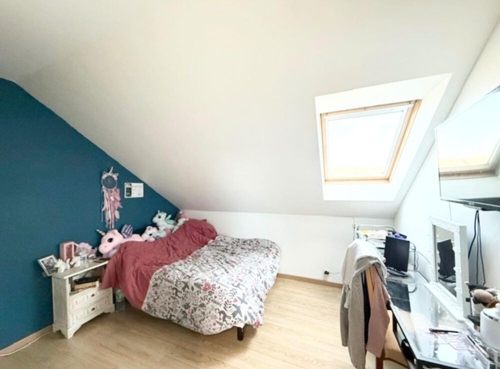 Grande maison familiale-Quartier calme et sécurisé à Aubergenville
