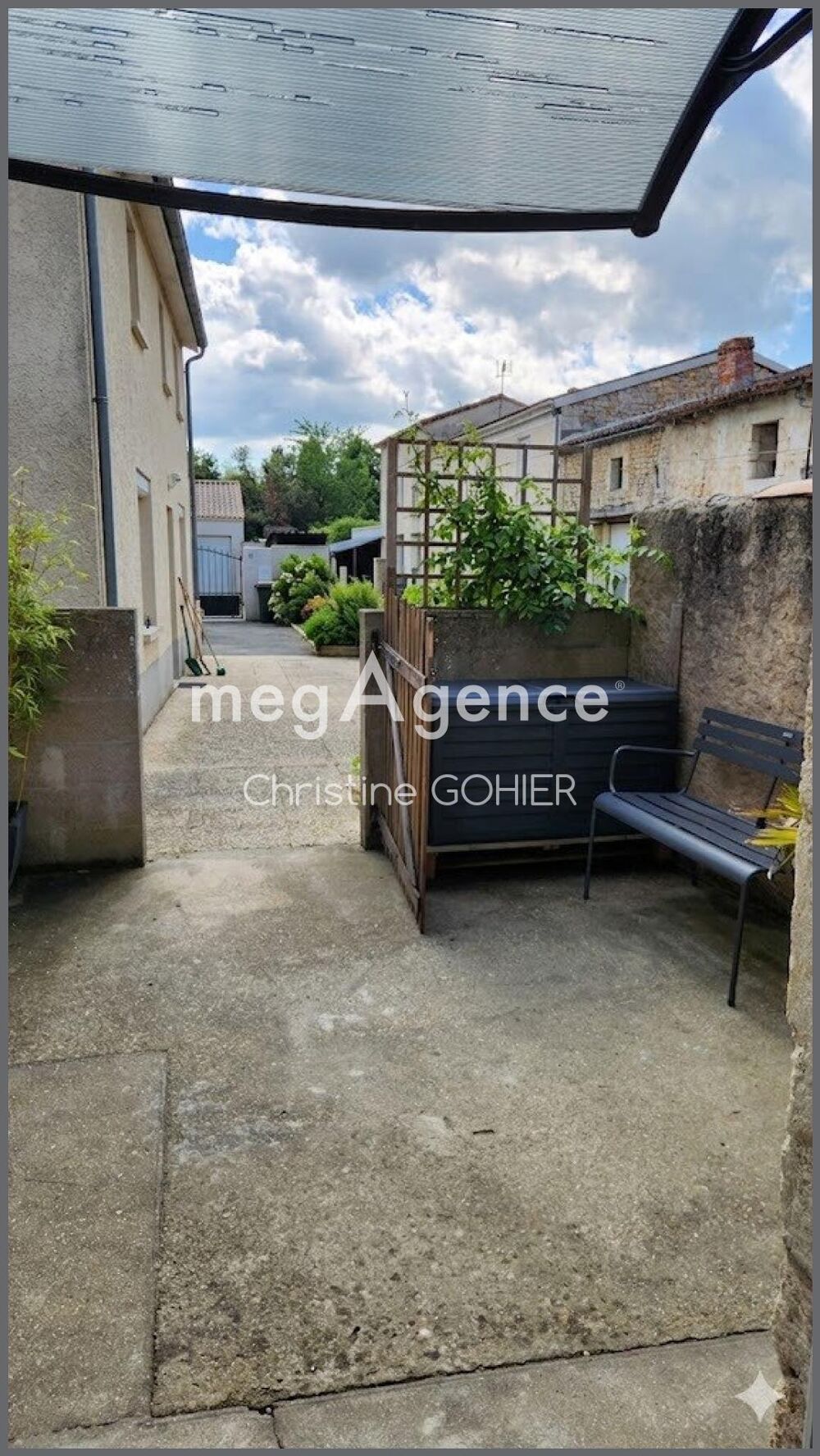 Vente Maison Maison de ville en pierre - Charme et Modernité au coeur de Pisany Pisany