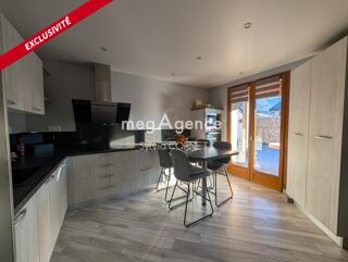  Maison � vendre 4 pi�ces 190 m�