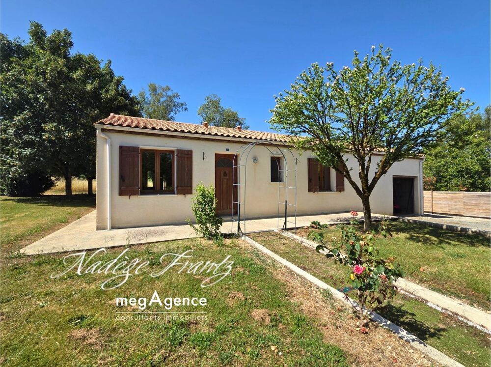 Pavillon rénové 80 m² - 2 chambres - Garage - Terrain 1 000 m²- Asnières la Giraud 17400