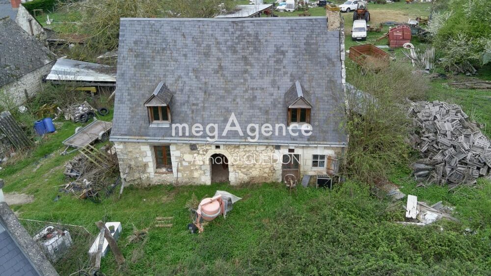 Authentique Longère Angevine de Caractère à Restaurer Entièrement  20 min Angers