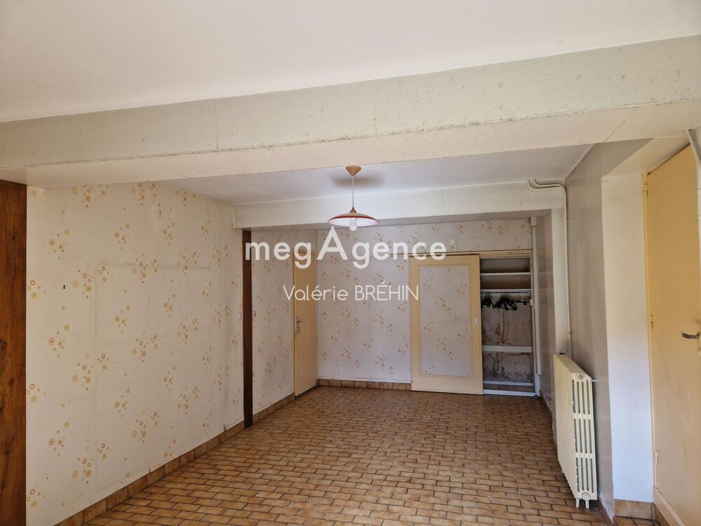 Vente Maison Maison de 107 M² environ à rénover proche des commerces. A 10mn de l'autoroute et 1H30 de Paris en train. . Bonchamp-les-laval