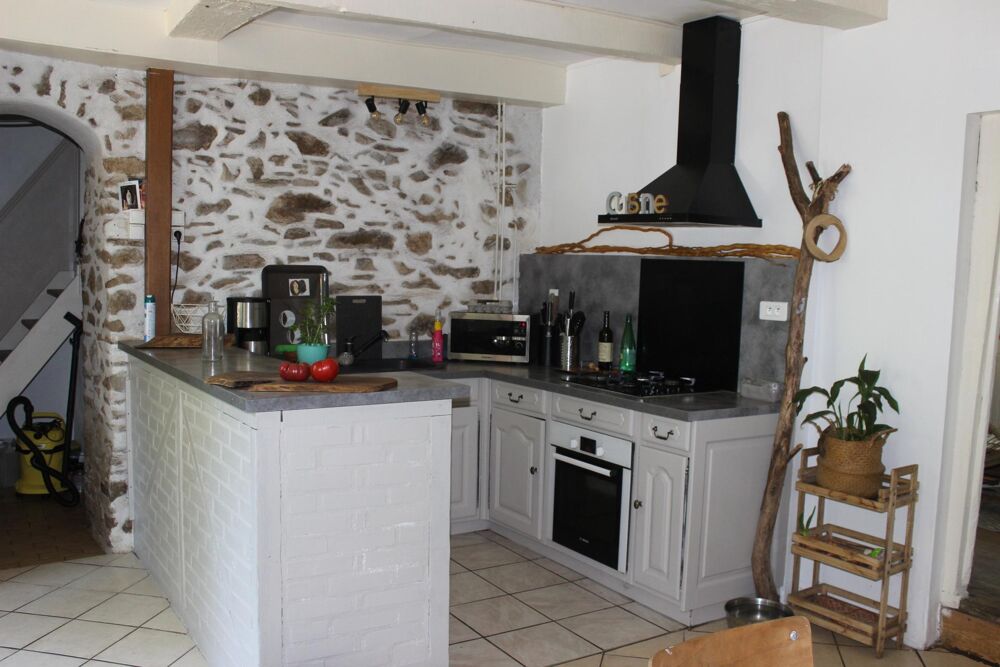 Vente Maison Maison en pierres- Pleine nature avec ruisseau Uzerche