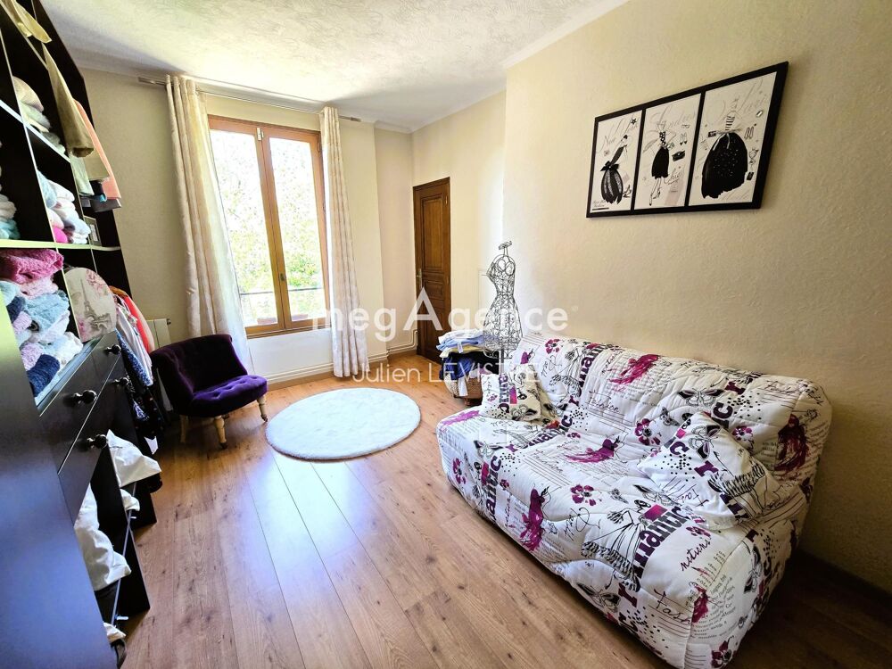 Vente Maison Maison de 6 pièces de 180m² Gallardon