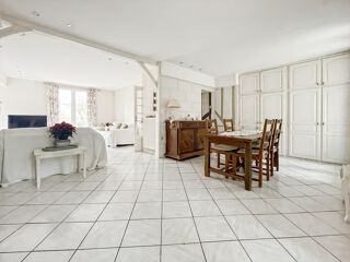 Vente Maison Maison 164 m² – 5 ch Cheille