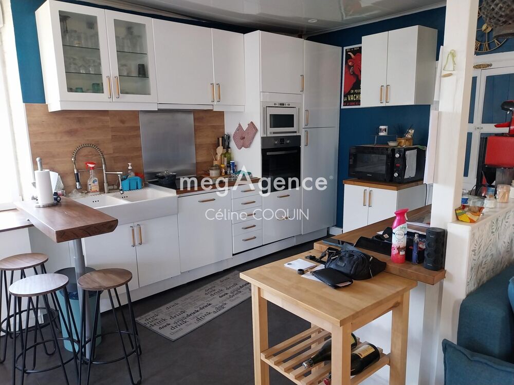 Maison rénovée 85 m²  Jardin  Terrasse  2 chambres + bureau  À 3 min de Jonzac