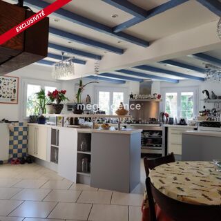  Maison � vendre 8 pi�ces 271 m�