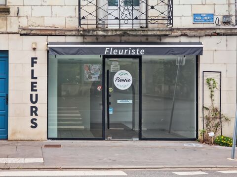 Local commercial Quai Paul Bert 46m2 750 37100 Tours