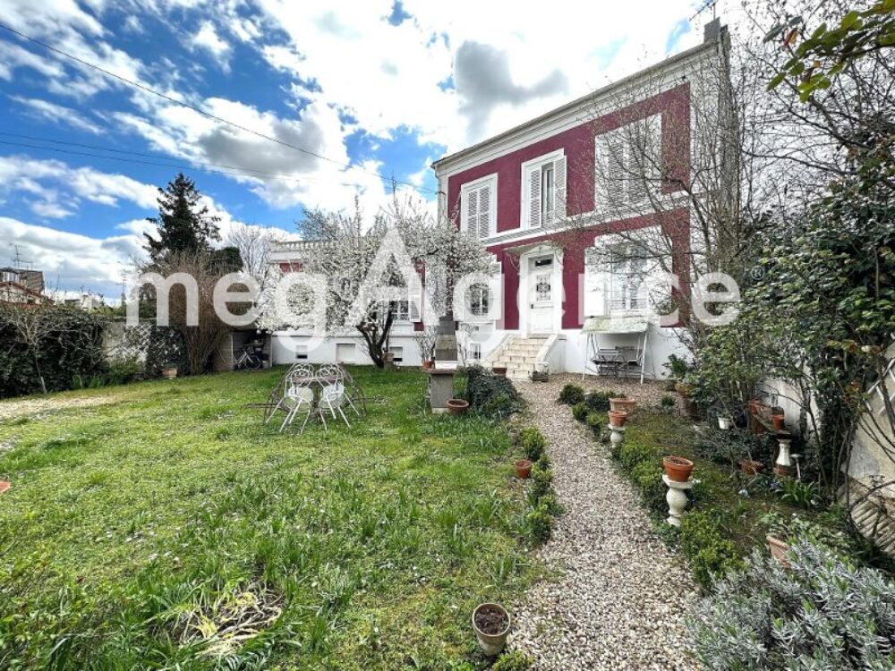 Vente Maison Maison familiale - 7 pièces à Neuilly Plaisance Neuilly-plaisance