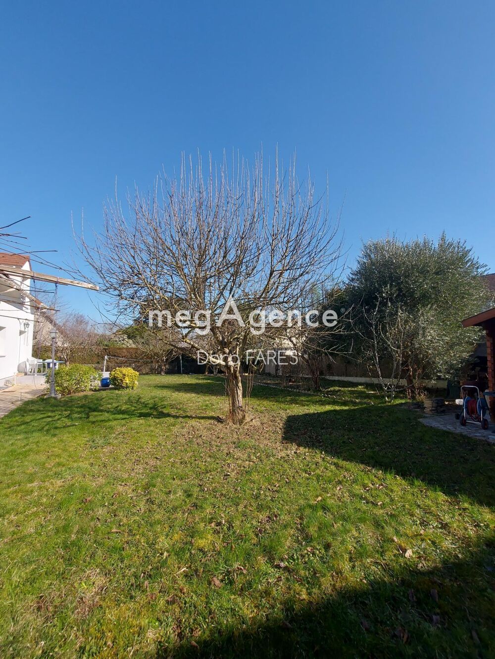 **Maison 8P sur PLAISIR dans le 78 **