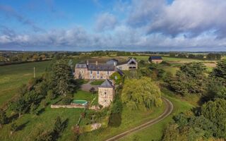  Propri�t�/ch�teau � vendre 9 pi�ces 295 m�