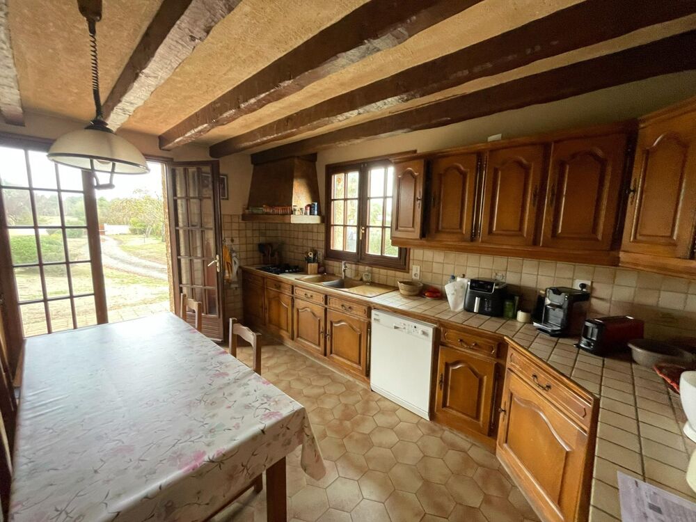 Vente Maison Maison 240 m² au calme, terrain, proche commerces Roeze-sur-sarthe