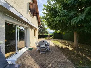 Vente Maison Grande maison familiale atypique avec piscine Roche-la-molière